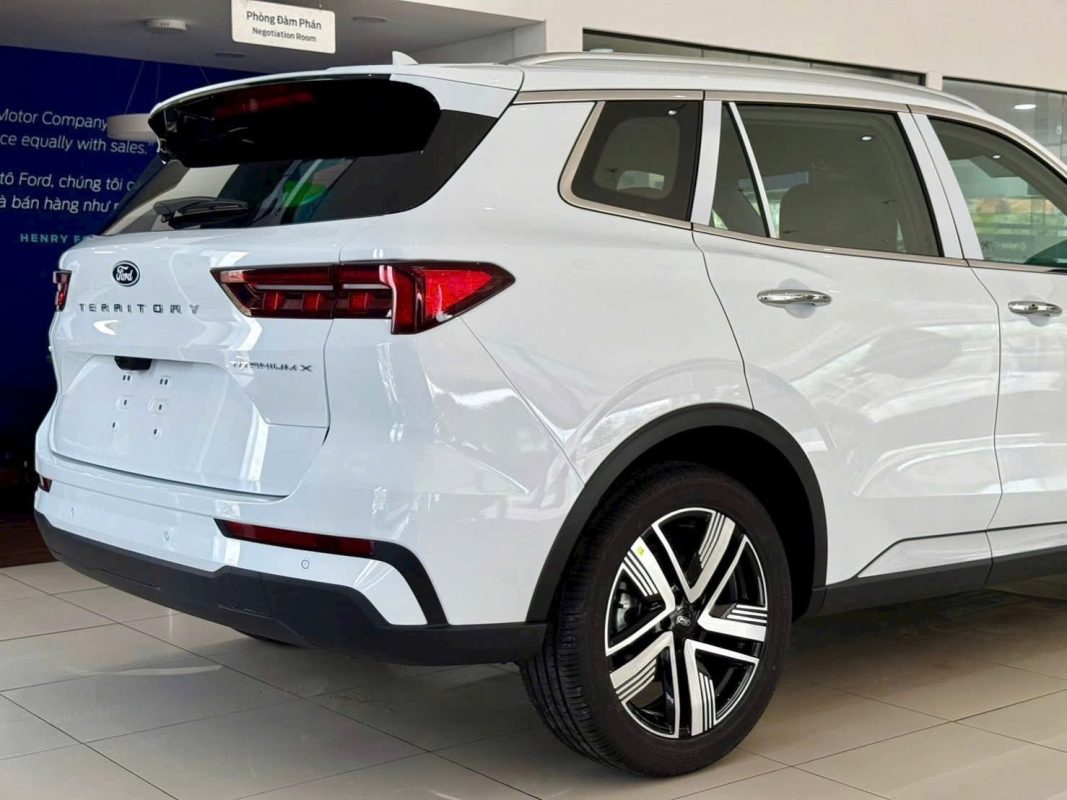 Ford Capital chính hãng